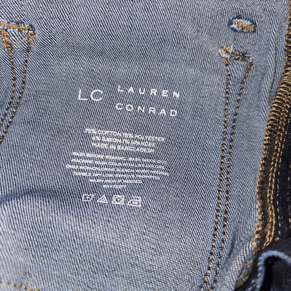 LC Lauren Conrad NEW Super High-Rise Flare Jeans - Size 4 - Picture 8 of 8